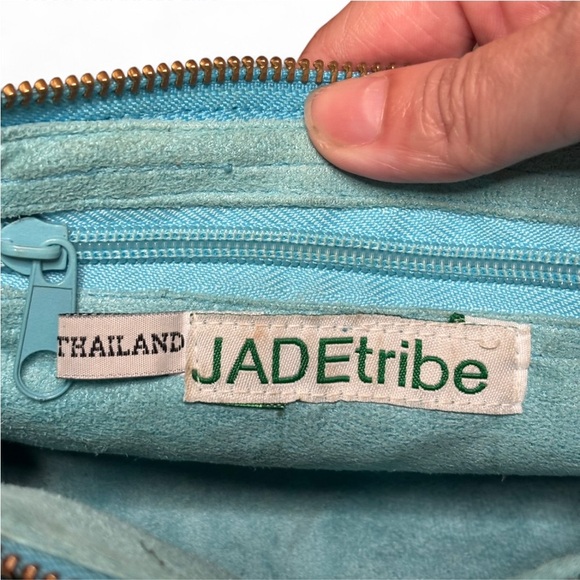 JADETRIBE- Eliz Embroidered Neon Puka Small Clutch- multicolored - Picture 11 of 11